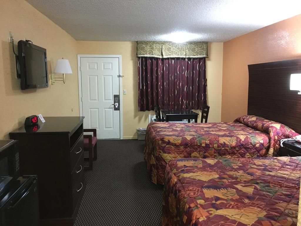 Redwood Inn - White Hall Extérieur photo