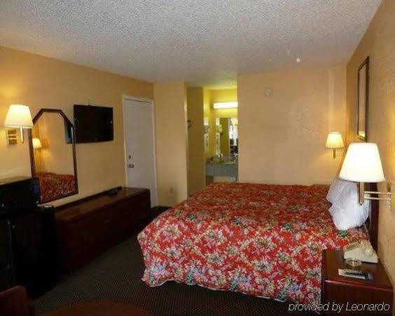 Redwood Inn - White Hall Extérieur photo