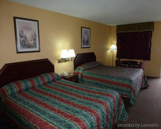 Redwood Inn - White Hall Extérieur photo
